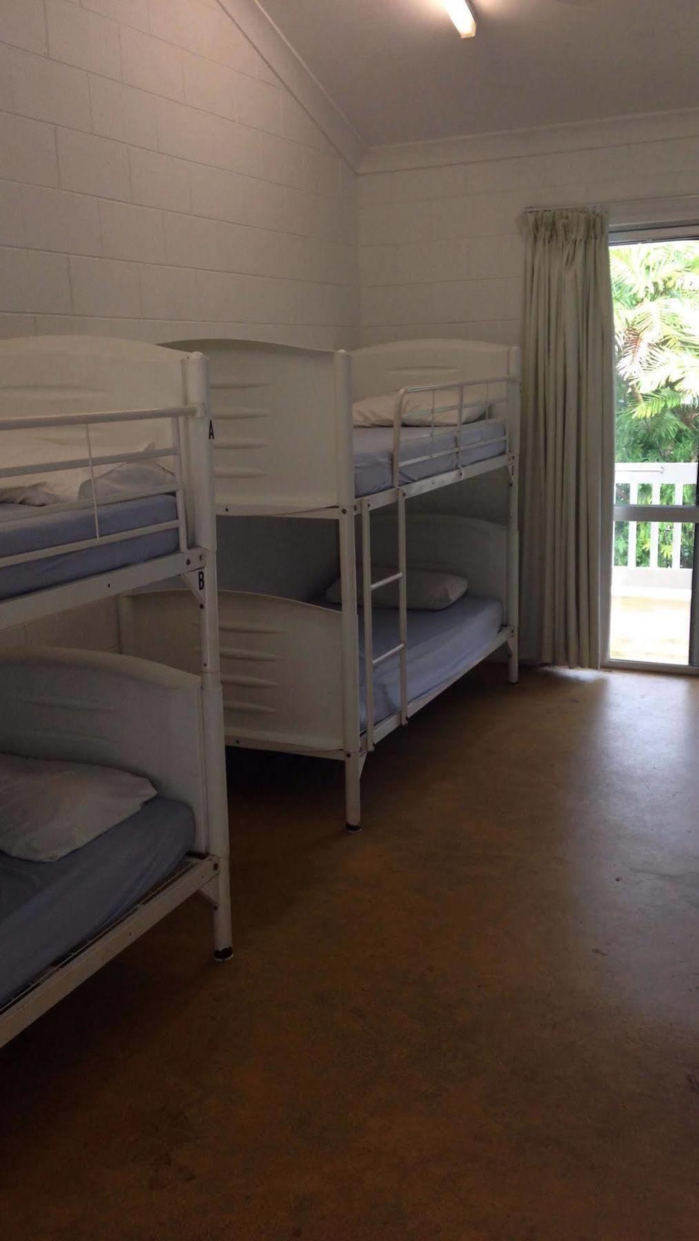 Absolute Backpackers Mission Beach Eksteriør billede