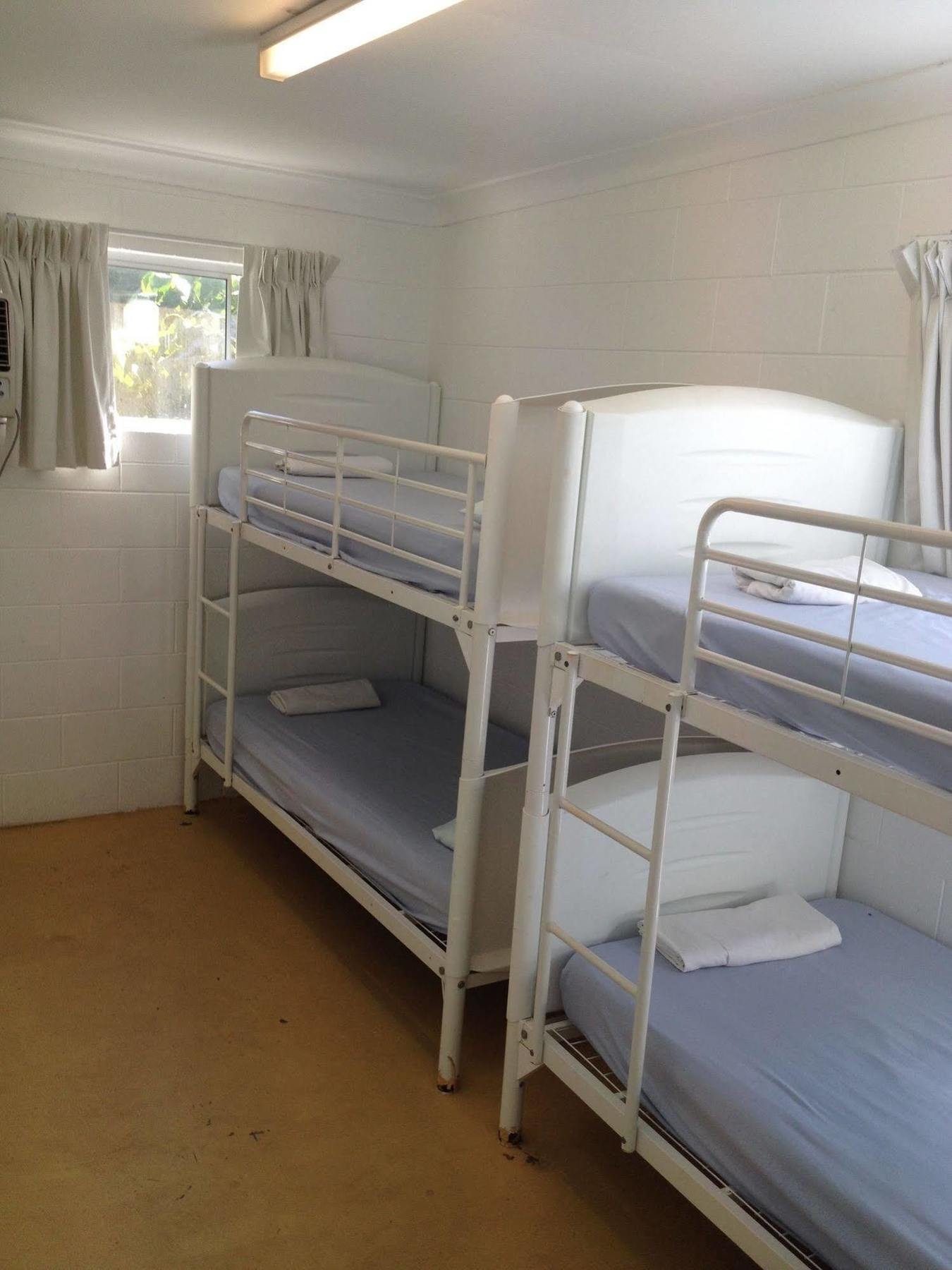 Absolute Backpackers Mission Beach Eksteriør billede